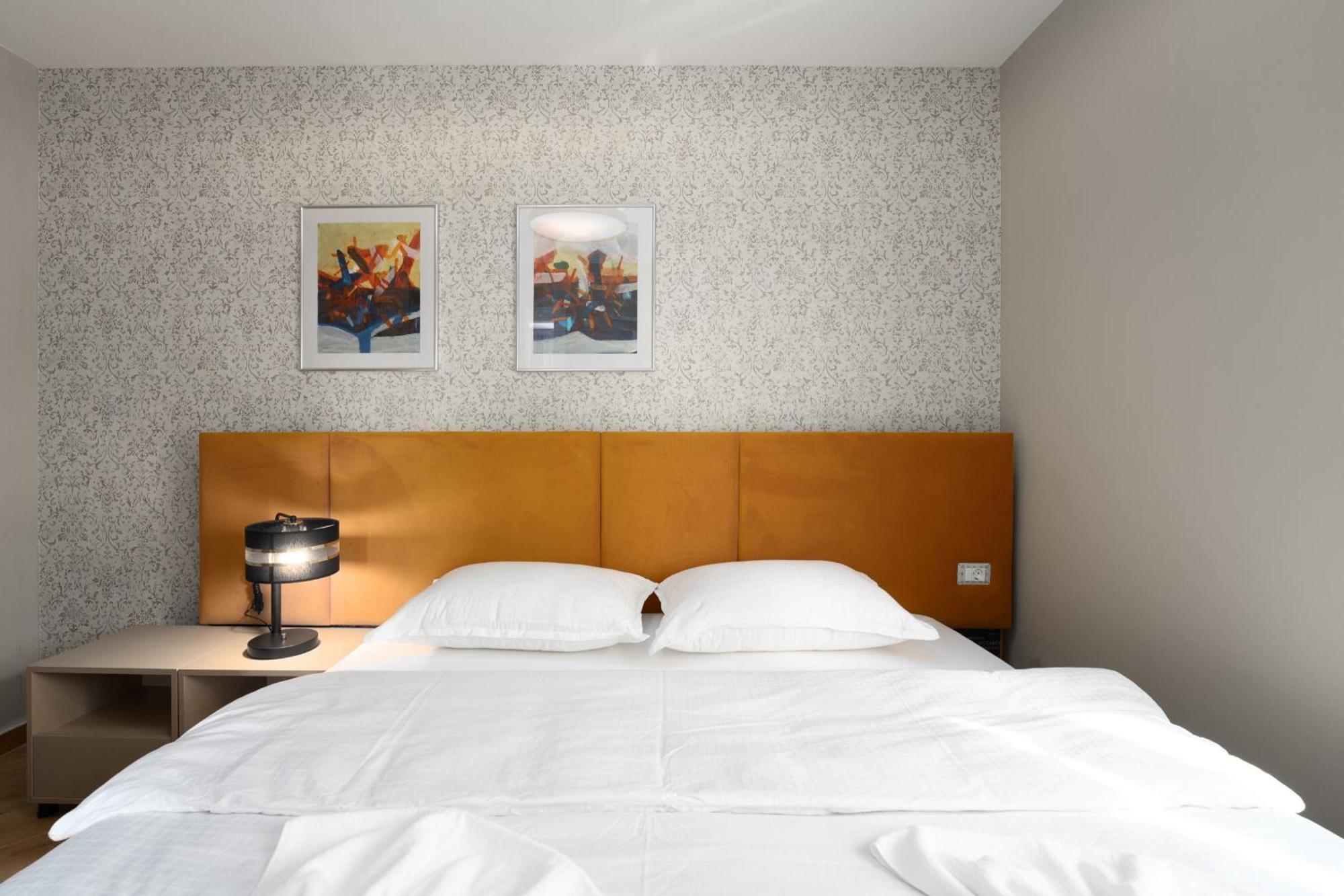 Larum Apartmens
