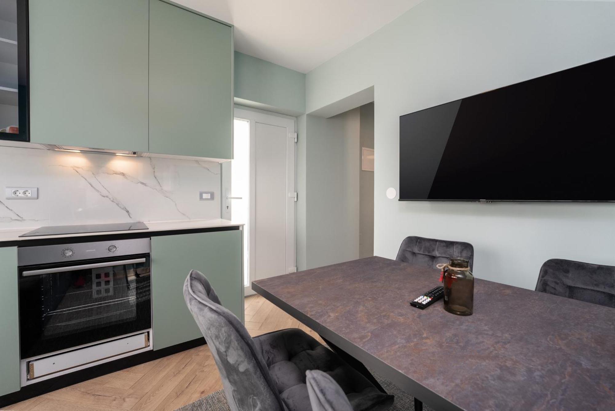 Apartment Larum Apartmens *