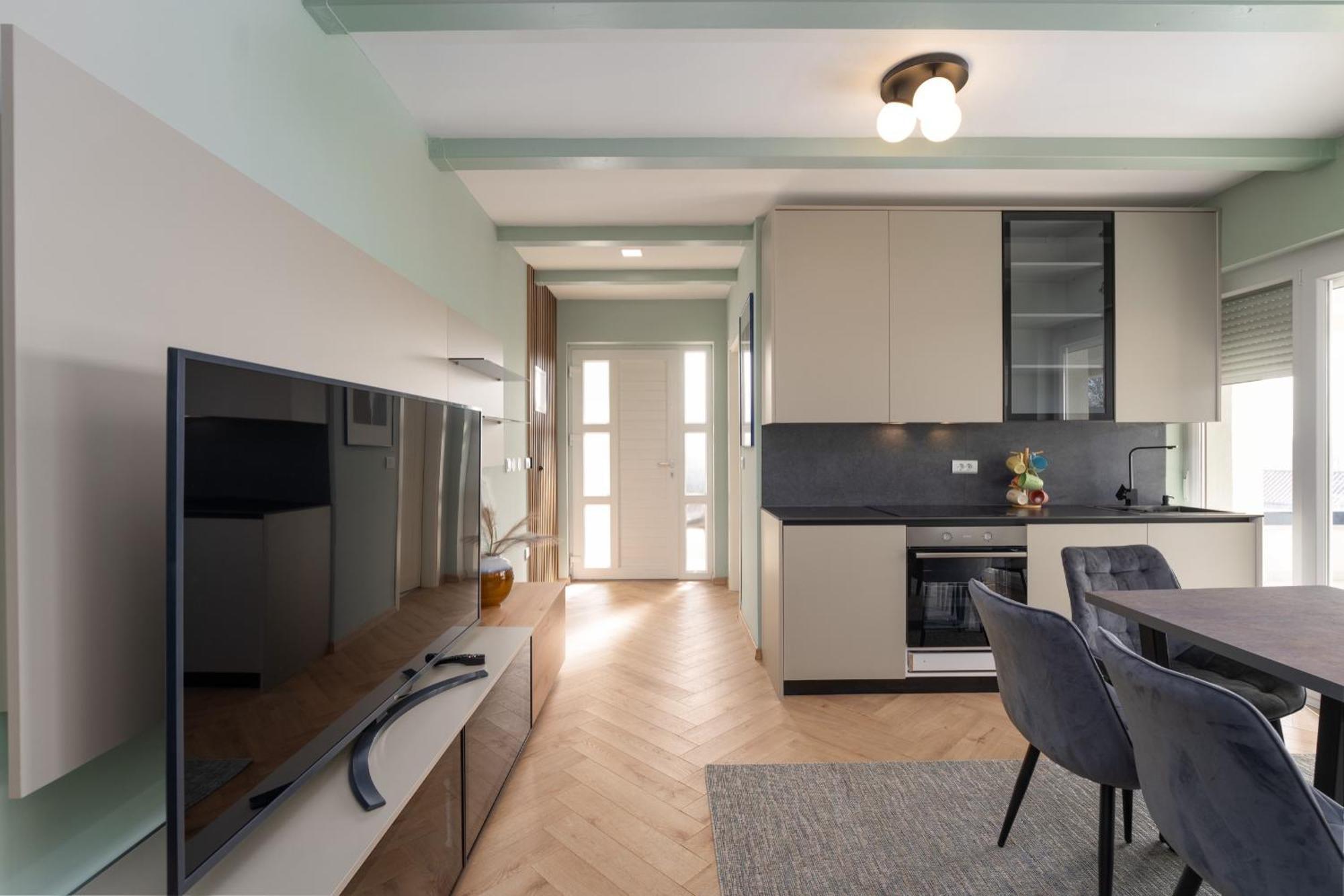 Larum Apartmens Apartment *